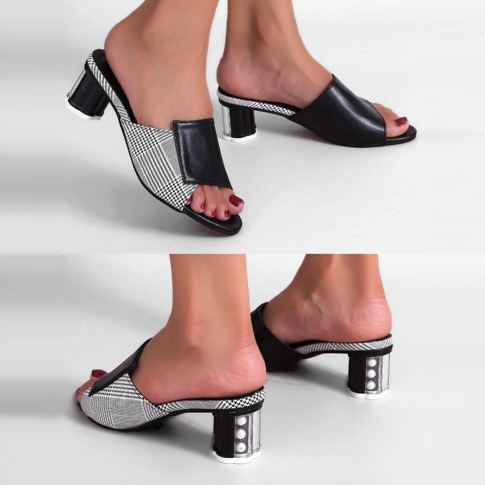 NEW! Chunky Tartan Heeled Sandals Pearl Accent Heels, EU 39 US 8